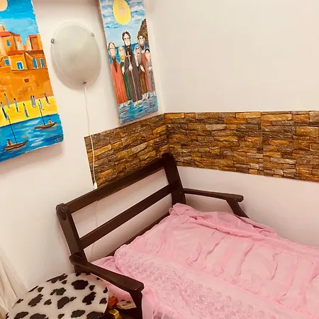 Apartment студия мир авангарда *