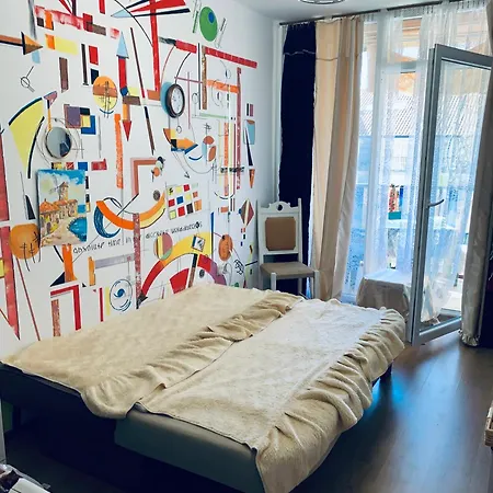 студия мир авангарда Apartament Sunny Beach