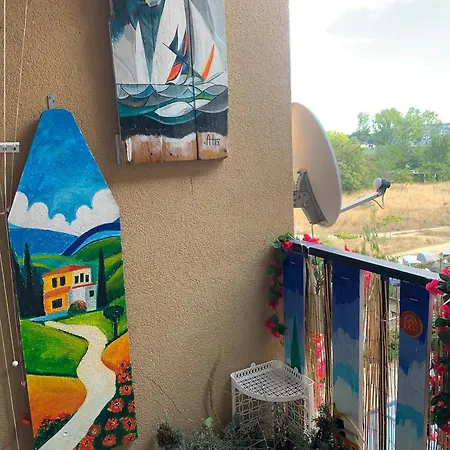 студия мир авангарда Apartament