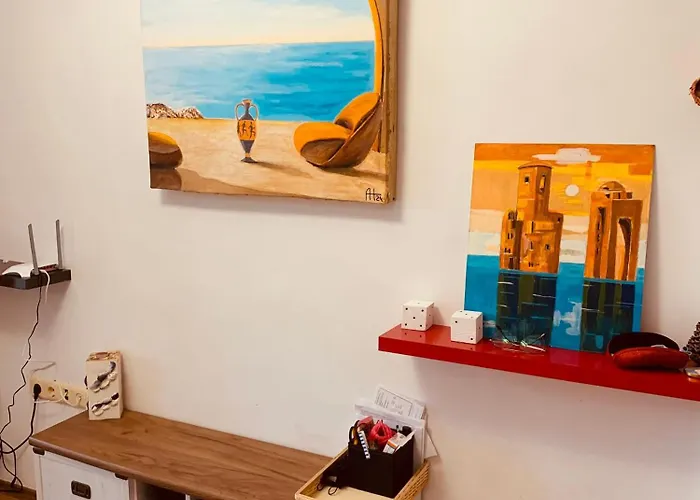 студия мир авангарда Appartement Sunny Beach